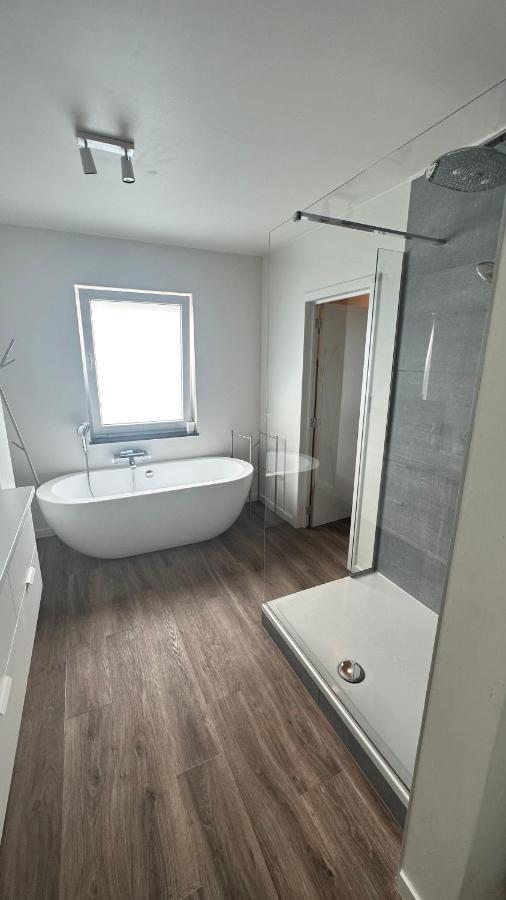Au Petit Alveo Apartment Спримонт Екстериор снимка