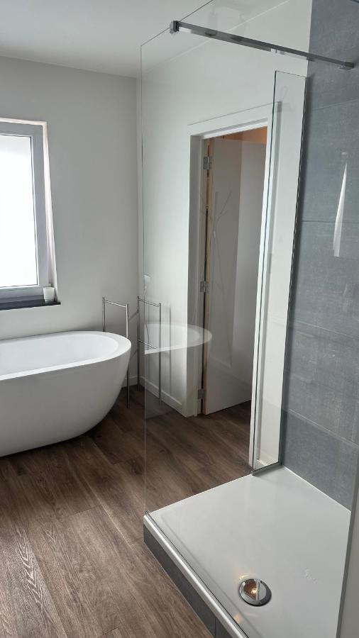 Au Petit Alveo Apartment Спримонт Екстериор снимка
